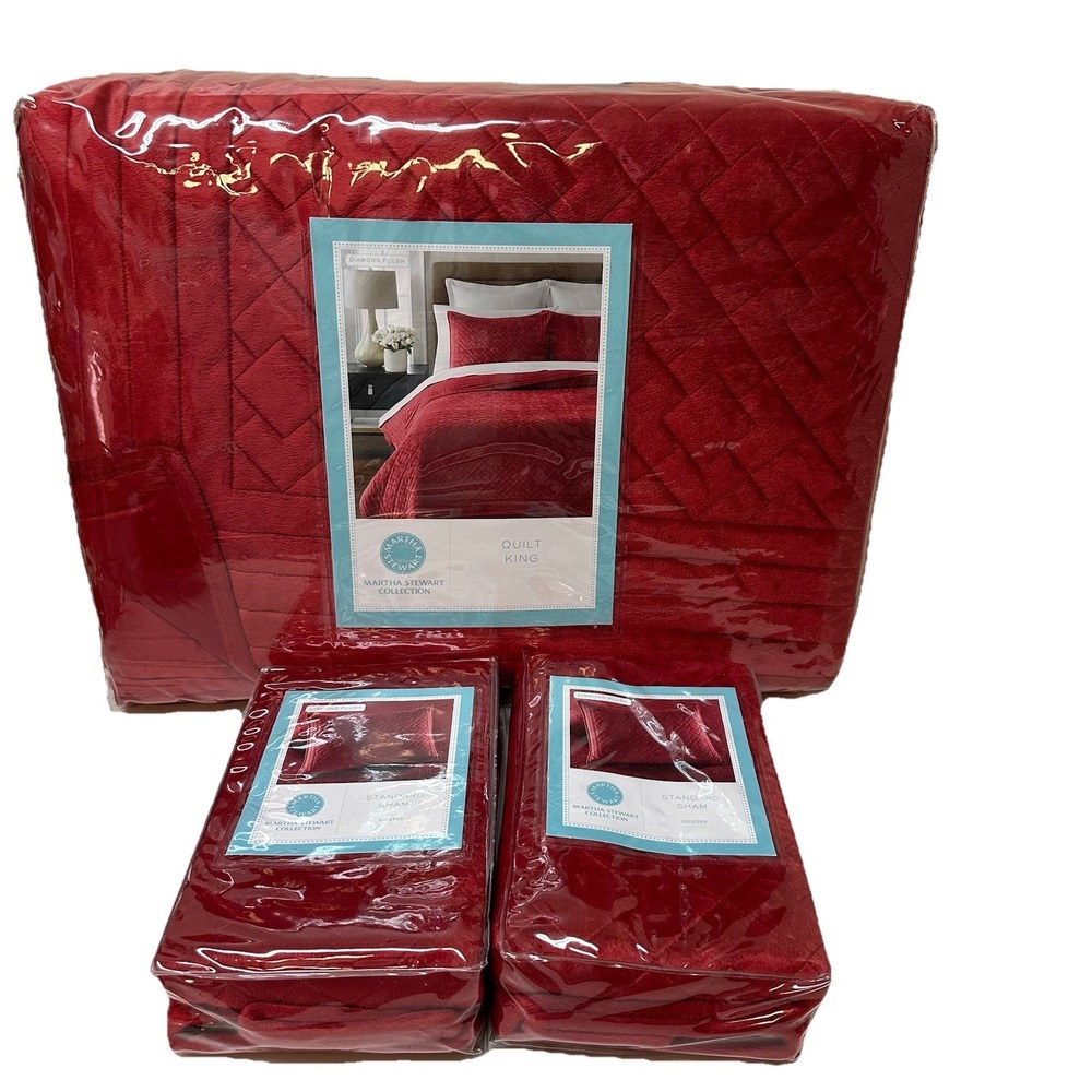 Martha Stewart Diamond Plush Quilt King Bedspread & 2 Standard Shams Red NEW